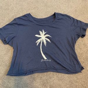 Cropped dark blue tee